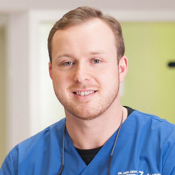 Dr. Carl Eschig